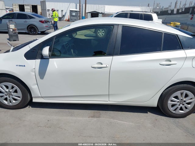 JTDKBRFU7G3512557 Toyota Prius Two