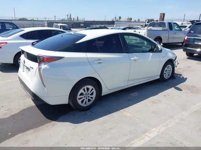JTDKBRFU7G3512557 Toyota Prius Two