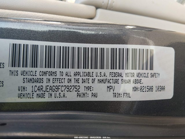 45923363 :رقم المزاد ، 1C4RJEAG9FC792752 vin ، 2015 Jeep Grand Cherokee Laredo مزاد بيع