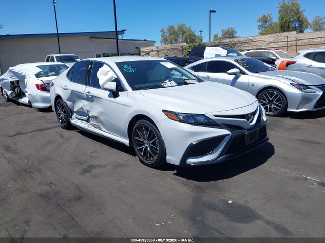 Toyota CAMRY SE 2024 4T1G11AK0RU221875 головне зображення