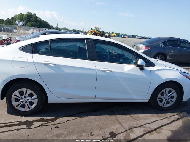 45923414 :رقم المزاد ، 1G1BC5SM9K7147711 vin ، 2019 Chevrolet Cruze Ls مزاد بيع