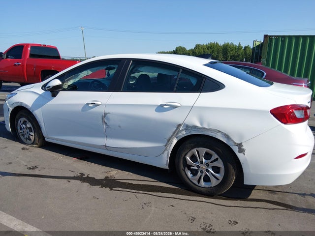 45923414 :رقم المزاد ، 1G1BC5SM9K7147711 vin ، 2019 Chevrolet Cruze Ls مزاد بيع