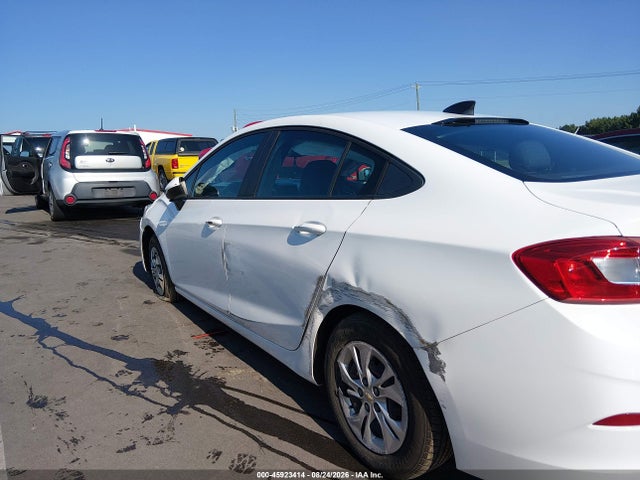 45923414 :رقم المزاد ، 1G1BC5SM9K7147711 vin ، 2019 Chevrolet Cruze Ls مزاد بيع
