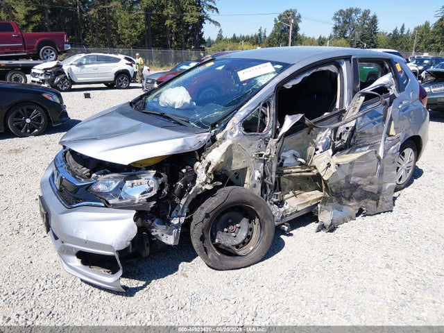 Honda FIT LX 2018 3HGGK5H49JM734858 Image 2