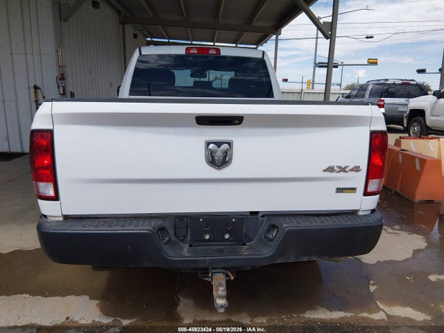 45923424 :رقم المزاد ، 1C6RR7FG0GS390422 vin ، 2016 Ram 1500 Tradesman مزاد بيع
