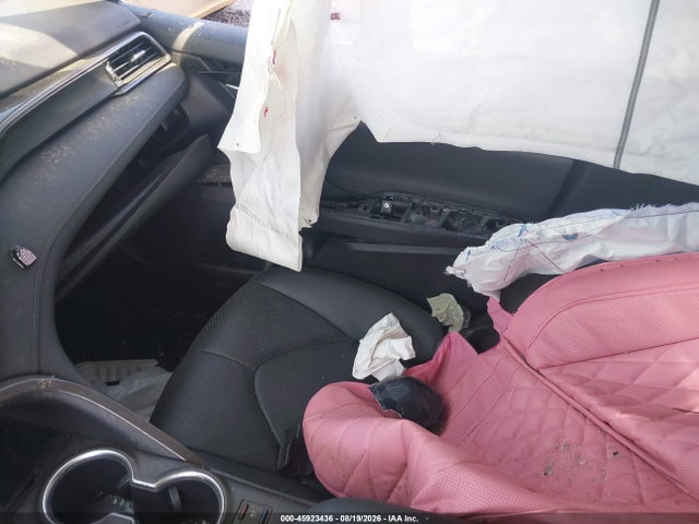 45923436 :رقم المزاد ، 4T1F31AK1MU559722 vin ، 2021 Toyota Camry Xle Hybrid مزاد بيع