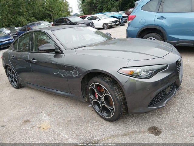 Aukcja sprzedaży 2022 Alfa Romeo Giulia Veloce Awd, vin: ZARFANBN6N7664756, numer aukcji: 45923450