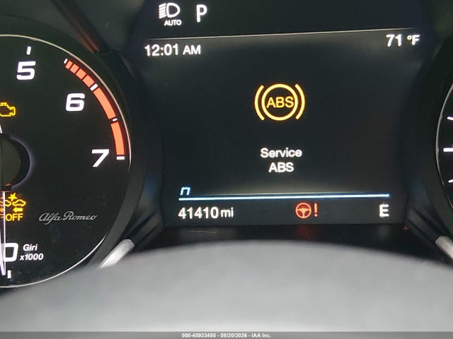 Продажа на аукционе авто 2022 Alfa Romeo Giulia Veloce Awd, vin: ZARFANBN6N7664756, номер лота: 45923450