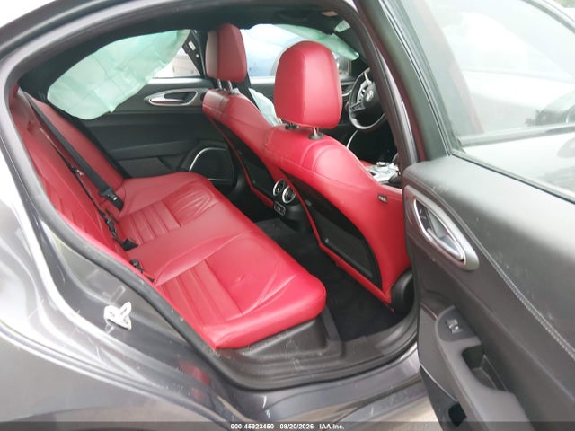 Продажа на аукционе авто 2022 Alfa Romeo Giulia Veloce Awd, vin: ZARFANBN6N7664756, номер лота: 45923450