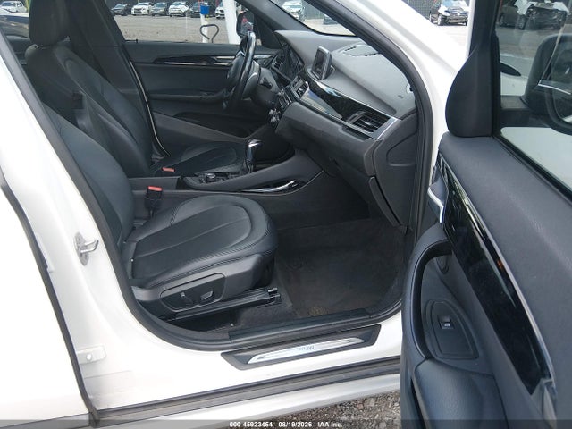 Продажа на аукционе авто 2016 Bmw X1 Xdrive28i, vin: WBXHT3C31GP886254, номер лота: 45923454