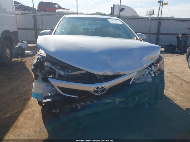 2014 Toyota Camry Se მანქანა იყიდება აუქციონზე, vin: 4T1BF1FK2EU390715, აუქციონის ნომერი: 45923468