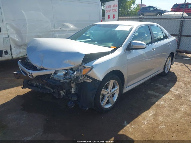 2014 Toyota Camry Se მანქანა იყიდება აუქციონზე, vin: 4T1BF1FK2EU390715, აუქციონის ნომერი: 45923468