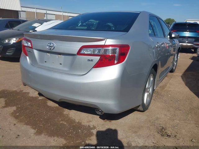 2014 Toyota Camry Se მანქანა იყიდება აუქციონზე, vin: 4T1BF1FK2EU390715, აუქციონის ნომერი: 45923468