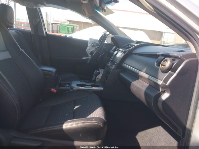 2014 Toyota Camry Se მანქანა იყიდება აუქციონზე, vin: 4T1BF1FK2EU390715, აუქციონის ნომერი: 45923468