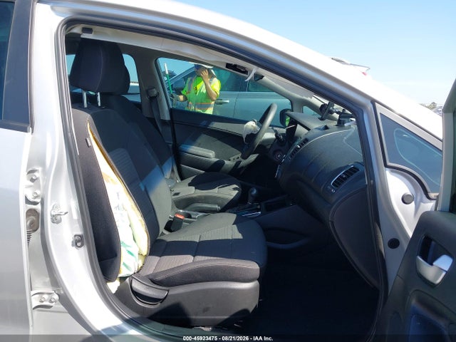 KIA FORTE LX 2017 3KPFL4A7XHE131380 Image 5