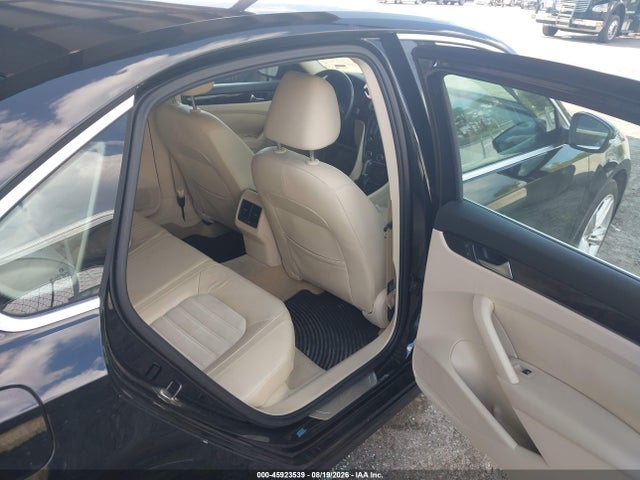 2014 Volkswagen Passat 2.0l Tdi Sel Premium მანქანა იყიდება აუქციონზე, vin: 1VWCN7A35EC049844, აუქციონის ნომერი: 45923539
