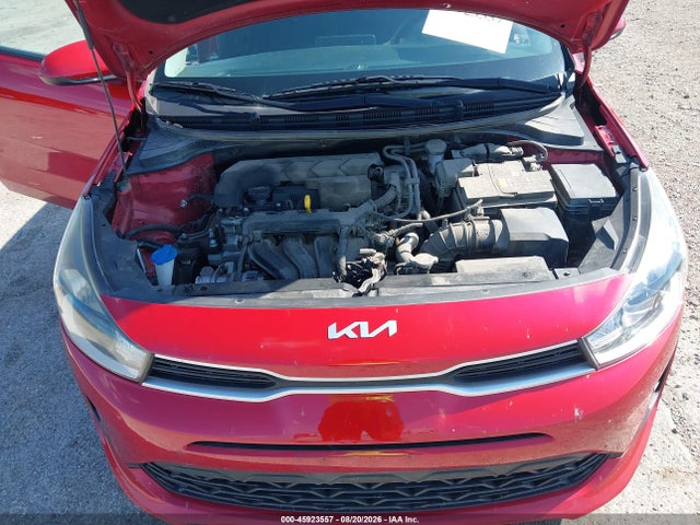 2022 Kia Rio S მანქანა იყიდება აუქციონზე, vin: 3KPA24AD8NE458472, აუქციონის ნომერი: 45923557