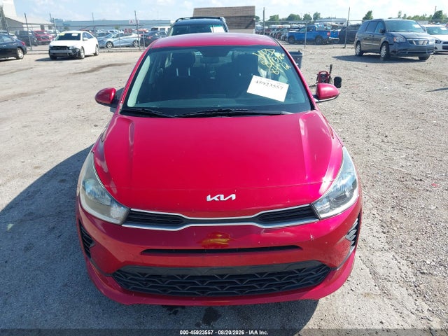 2022 Kia Rio S მანქანა იყიდება აუქციონზე, vin: 3KPA24AD8NE458472, აუქციონის ნომერი: 45923557