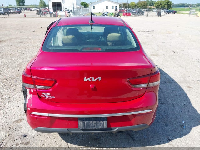 2022 Kia Rio S მანქანა იყიდება აუქციონზე, vin: 3KPA24AD8NE458472, აუქციონის ნომერი: 45923557