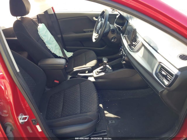 2022 Kia Rio S მანქანა იყიდება აუქციონზე, vin: 3KPA24AD8NE458472, აუქციონის ნომერი: 45923557