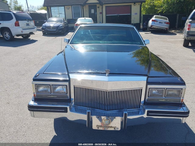 1984 Cadillac Deville მანქანა იყიდება აუქციონზე, vin: 1G6AM478XE9061762, აუქციონის ნომერი: 45923559