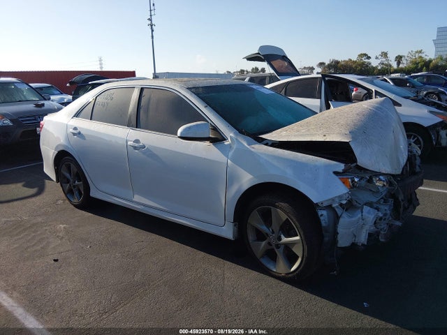 4T1BF1FK3EU410535 Toyota Camry Se Sport