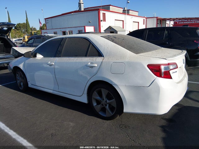 4T1BF1FK3EU410535 Toyota Camry Se Sport