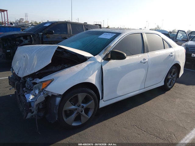 4T1BF1FK3EU410535 Toyota Camry Se Sport