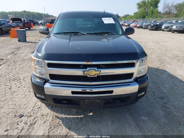 Продажа на аукционе авто 2011 Chevrolet Silverado 1500 Lt, vin: 3GCPKSE38BG233730, номер лота: 45923571