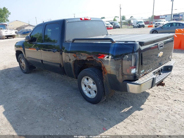Продажа на аукционе авто 2011 Chevrolet Silverado 1500 Lt, vin: 3GCPKSE38BG233730, номер лота: 45923571