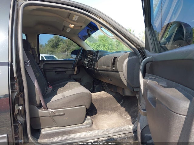 Продажа на аукционе авто 2011 Chevrolet Silverado 1500 Lt, vin: 3GCPKSE38BG233730, номер лота: 45923571