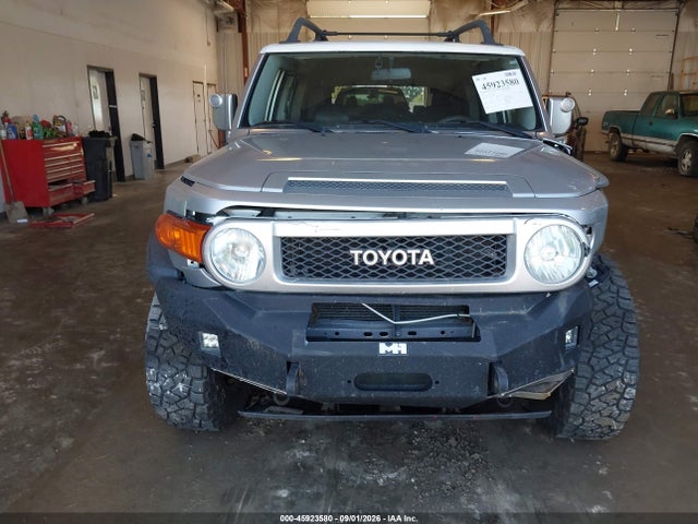 2007 Toyota Fj Cruiser მანქანა იყიდება აუქციონზე, vin: JTEBU11F570034866, აუქციონის ნომერი: 45923580