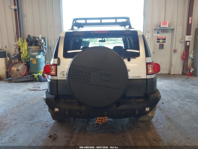 2007 Toyota Fj Cruiser მანქანა იყიდება აუქციონზე, vin: JTEBU11F570034866, აუქციონის ნომერი: 45923580