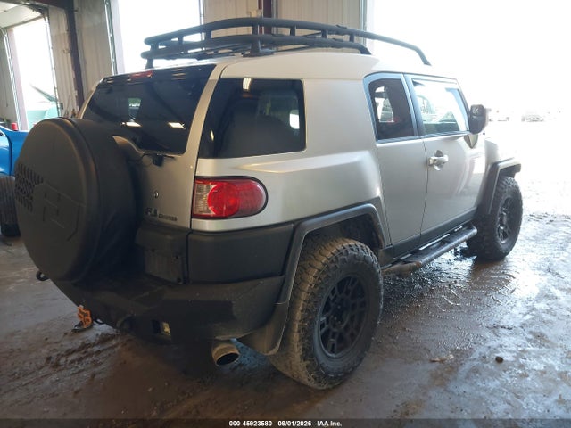 2007 Toyota Fj Cruiser მანქანა იყიდება აუქციონზე, vin: JTEBU11F570034866, აუქციონის ნომერი: 45923580