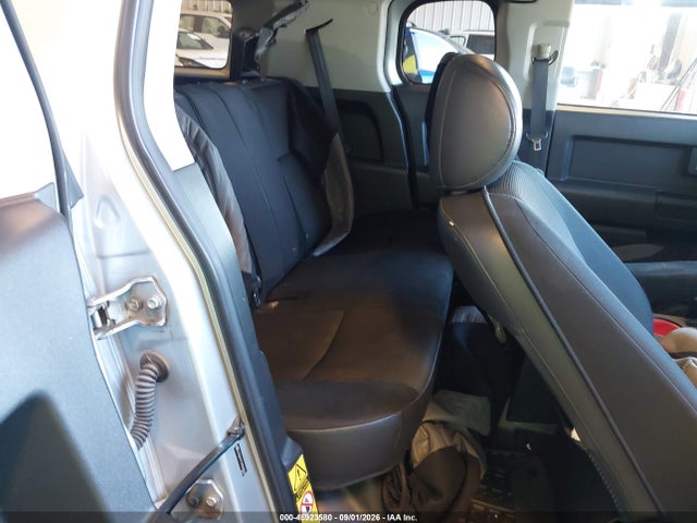 2007 Toyota Fj Cruiser მანქანა იყიდება აუქციონზე, vin: JTEBU11F570034866, აუქციონის ნომერი: 45923580