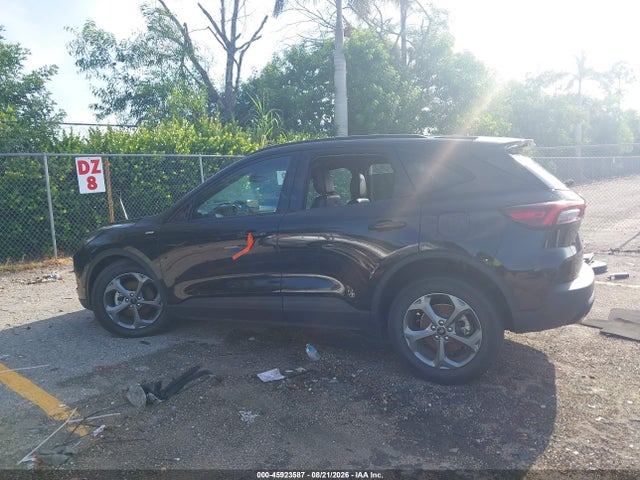 2025 Ford Escape St-line მანქანა იყიდება აუქციონზე, vin: 1FMCU0MN8SUA64186, აუქციონის ნომერი: 45923587