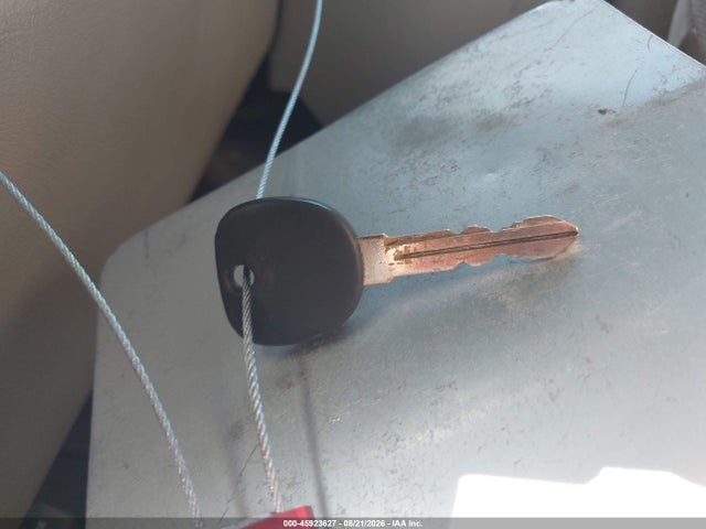 Aukcja sprzedaży 2000 Gmc Yukon Xl 1500 Sle, vin: 3GKEC16T2YG142303, numer aukcji: 45923627