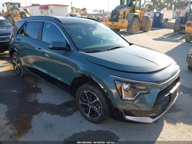 Auction sale of the 2023 Kia Niro Sx, vin: KNDCT3LE4P5045016, lot number: 45923646