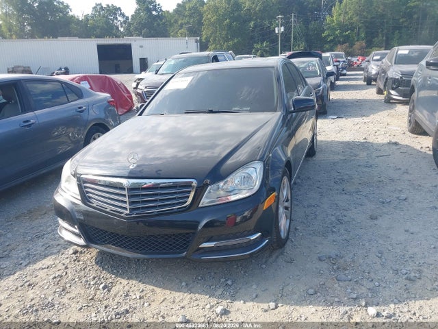 Продаж на аукціоні авто 2013 Mercedes-benz C 300 Luxury 4matic, vin: WDDGF8AB9DA821390, номер лоту: 45923681