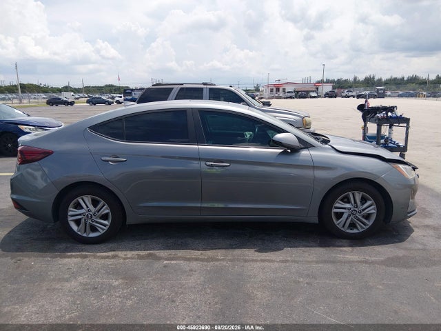 2019 Hyundai Elantra Value Edition მანქანა იყიდება აუქციონზე, vin: KMHD84LF2KU783217, აუქციონის ნომერი: 45923690