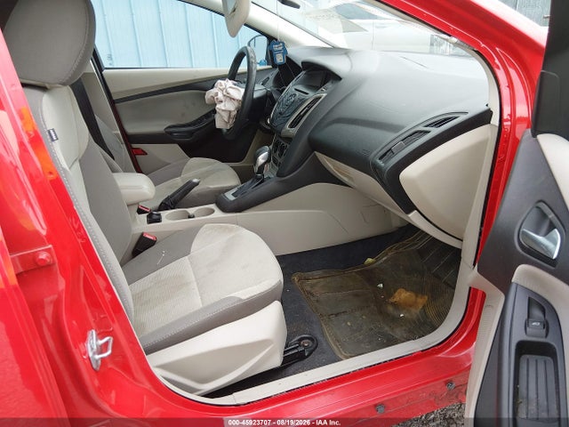 45923707 :رقم المزاد ، 1FADP3F25EL235223 vin ، 2014 Ford Focus Se مزاد بيع
