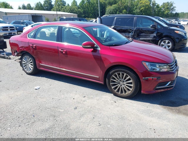 2017 Volkswagen Passat 1.8t Se მანქანა იყიდება აუქციონზე, vin: 1VWBT7A33HC020168, აუქციონის ნომერი: 45923710