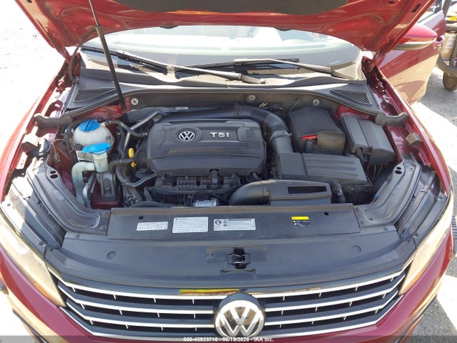 2017 Volkswagen Passat 1.8t Se მანქანა იყიდება აუქციონზე, vin: 1VWBT7A33HC020168, აუქციონის ნომერი: 45923710