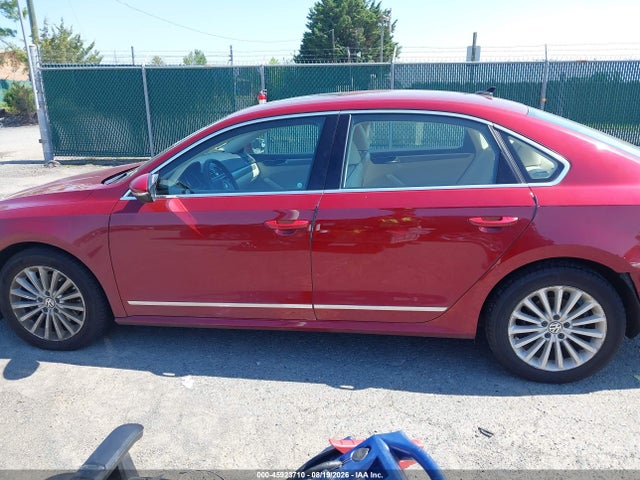 2017 Volkswagen Passat 1.8t Se მანქანა იყიდება აუქციონზე, vin: 1VWBT7A33HC020168, აუქციონის ნომერი: 45923710