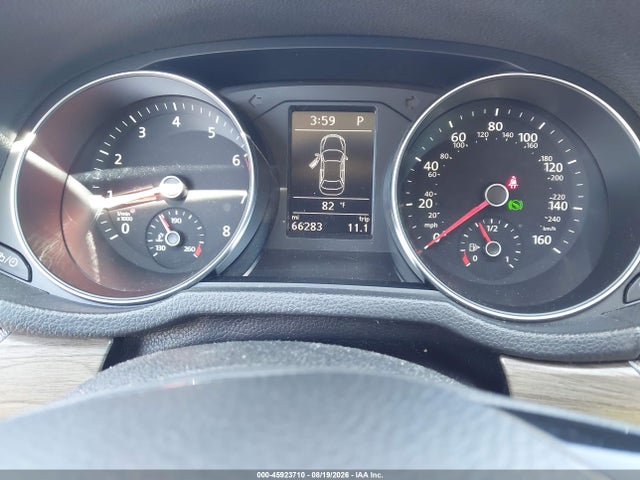 2017 Volkswagen Passat 1.8t Se მანქანა იყიდება აუქციონზე, vin: 1VWBT7A33HC020168, აუქციონის ნომერი: 45923710