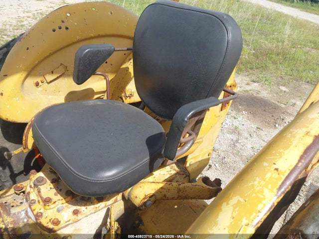 1975 Ford Tractor მანქანა იყიდება აუქციონზე, vin: CL0I593, აუქციონის ნომერი: 45923715