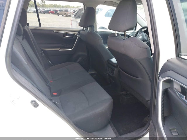 45923746 :رقم المزاد ، 2T3P1RFV2KC026327 vin ، 2019 Toyota Rav4 Xle مزاد بيع