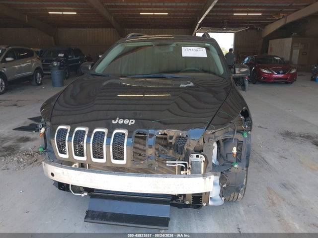 Продажа на аукционе авто 2018 Jeep Cherokee Latitude Fwd, vin: 1C4PJLCB6JD595781, номер лота: 45923857