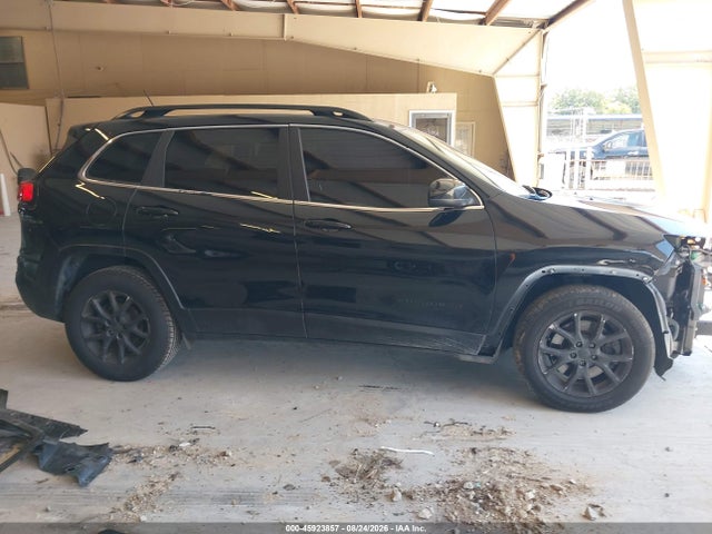 Продажа на аукционе авто 2018 Jeep Cherokee Latitude Fwd, vin: 1C4PJLCB6JD595781, номер лота: 45923857