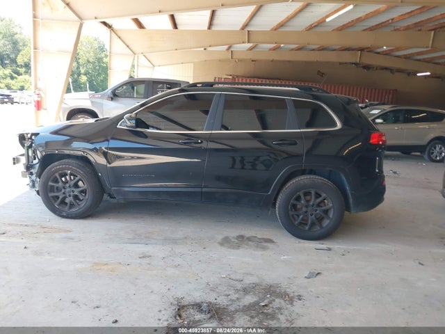 Продажа на аукционе авто 2018 Jeep Cherokee Latitude Fwd, vin: 1C4PJLCB6JD595781, номер лота: 45923857